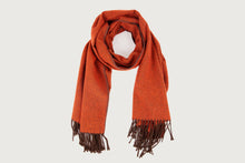 Carregar imagem no visualizador de galeria, Herringbone Shawl - Lambswool