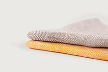 Carregar imagem no visualizador de galeria, Herringbone Shawl - Linen